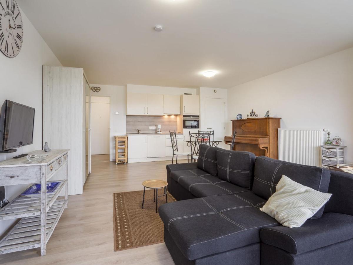 Spacious With Storage Apartment